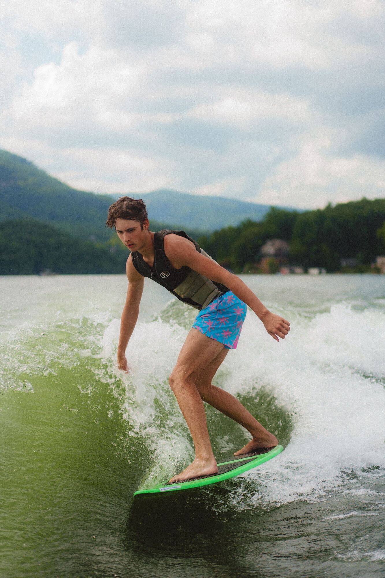 Wakesurfing & Wakeboarding